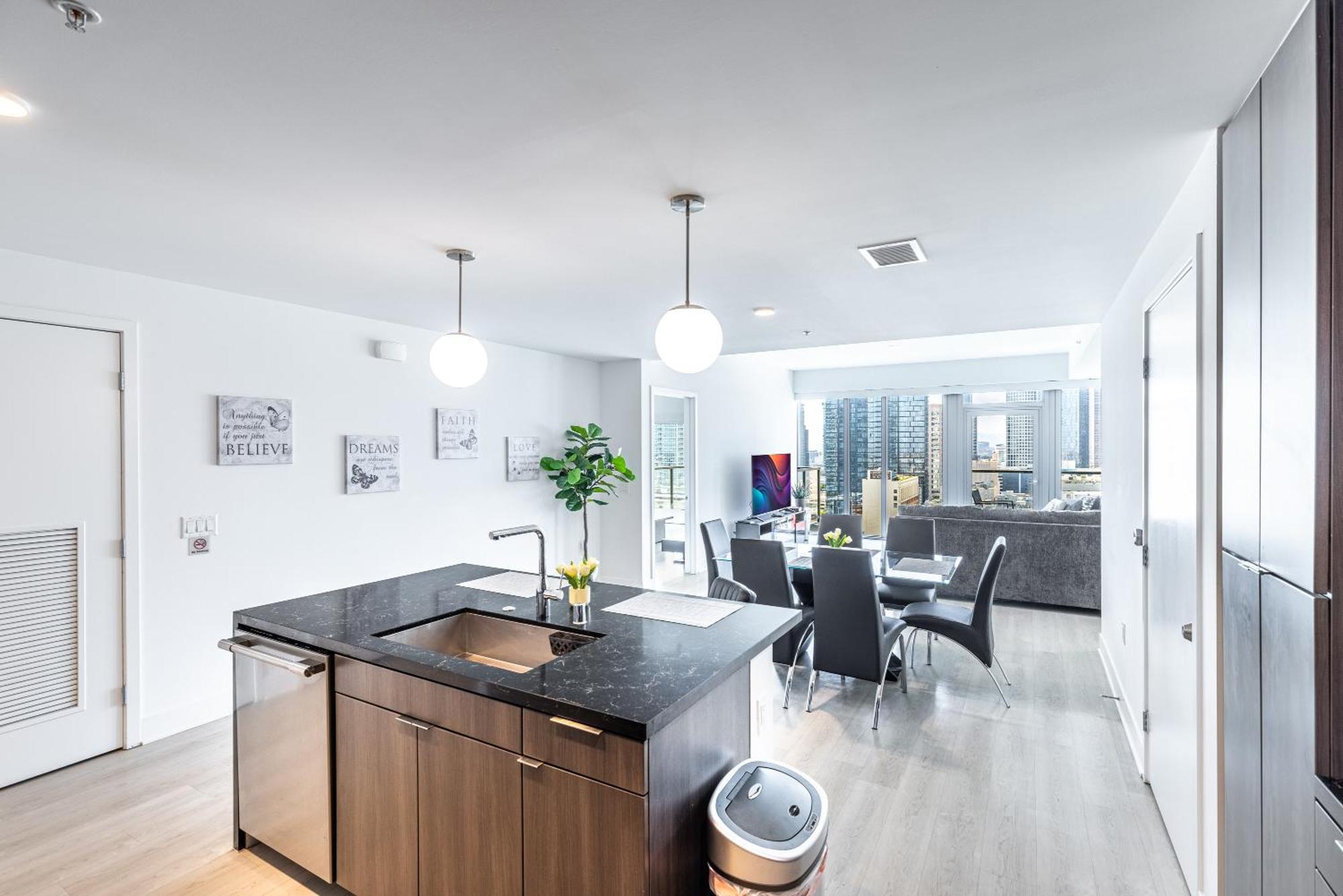 Top Floor 3 Bed 3 Bath Penthouse Living In Luxury Los Angeles Eksteriør bilde