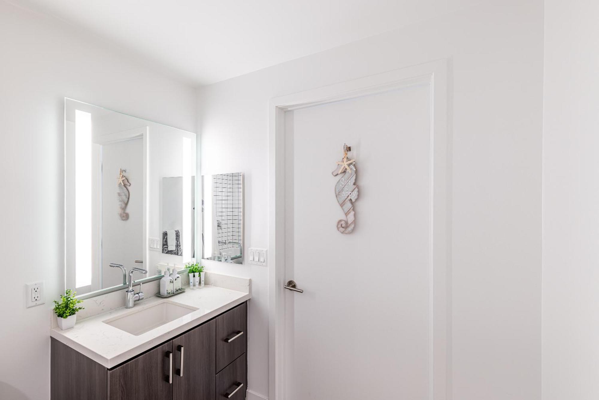 Top Floor 3 Bed 3 Bath Penthouse Living In Luxury Los Angeles Eksteriør bilde