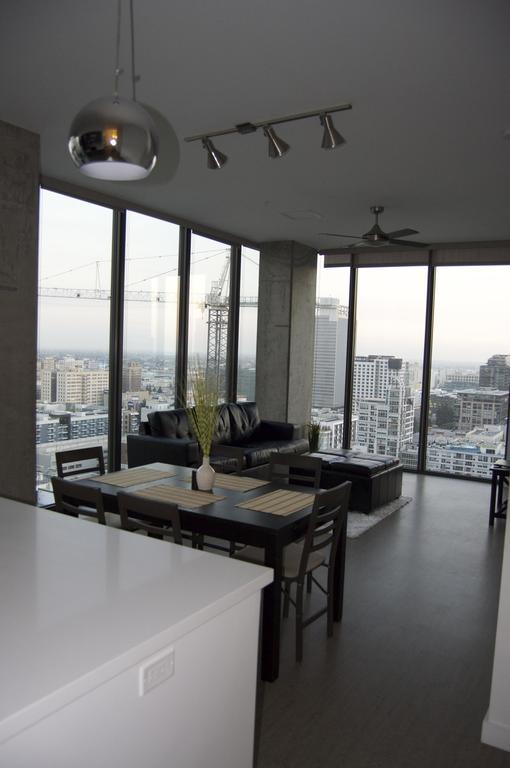 Top Floor 3 Bed 3 Bath Penthouse Living In Luxury Los Angeles Eksteriør bilde